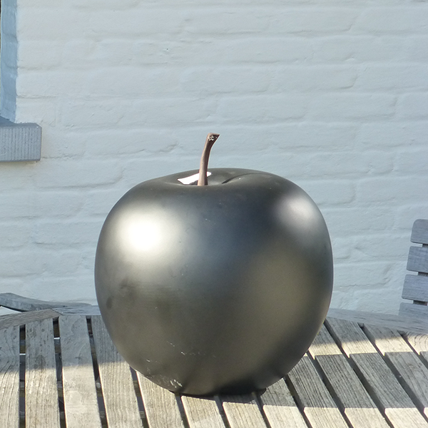 Apple Polyresin Sculpture JardinChic