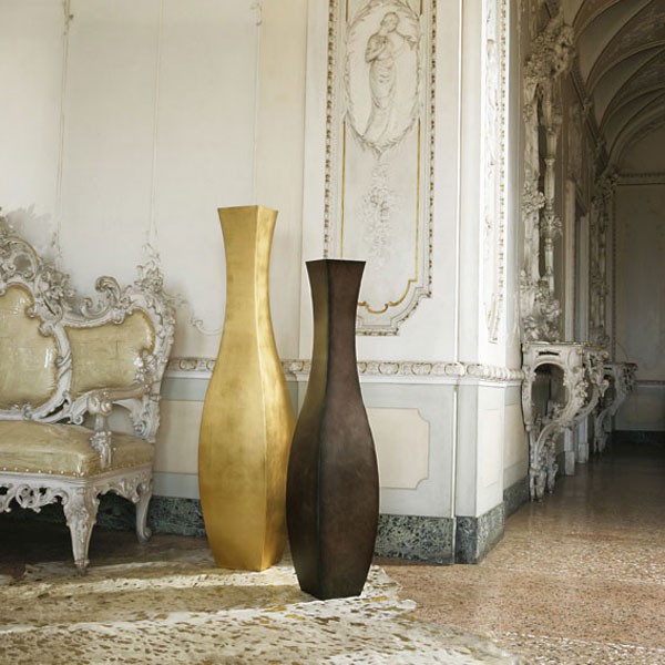 Vases Lolita Acier Bruni et Fer Finition Feuilles d'Or De Castelli Jardinchic Vases Lolita Acier Bruni et Fer Finition Feuilles d'Or De Castelli Jardinchic