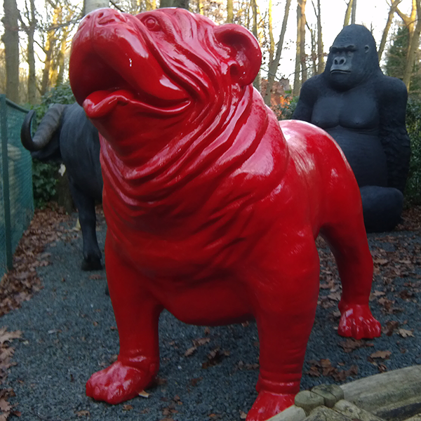 Razernij Snelkoppelingen Outlook Statue XXL Lacquered Red English Bulldog - JardinChic