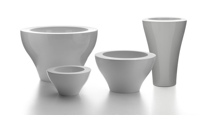 Black Lacquered Ming High Pot