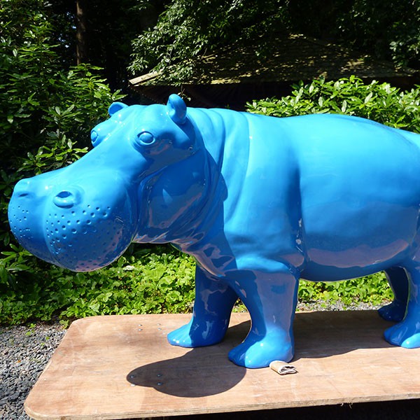 Statue Hippopotame Laqué Bleu Fluo TexArtes JardinChic