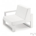 Club Kama Armrest Chair Right