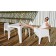 Table Solid Blanc avec Chaises avec accoudoirs et sans accoudoirs Solid Blanc (vendues séparément) Vondom Jardinchic
